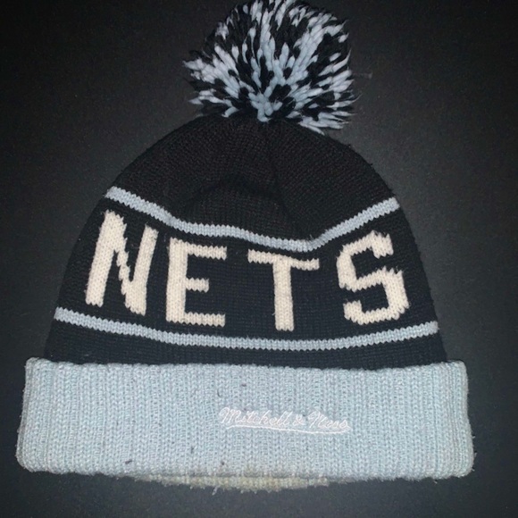Brooklyn Nets Pom Knit beanie - Picture 2 of 2